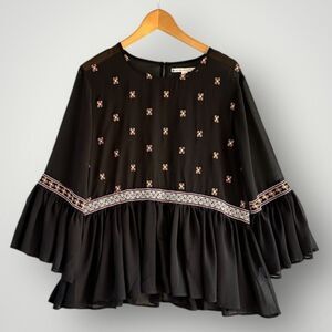 🎉5 for $45 🎉 Chelsea & Violet Black Embroidered Top Blouse Shirt Size M